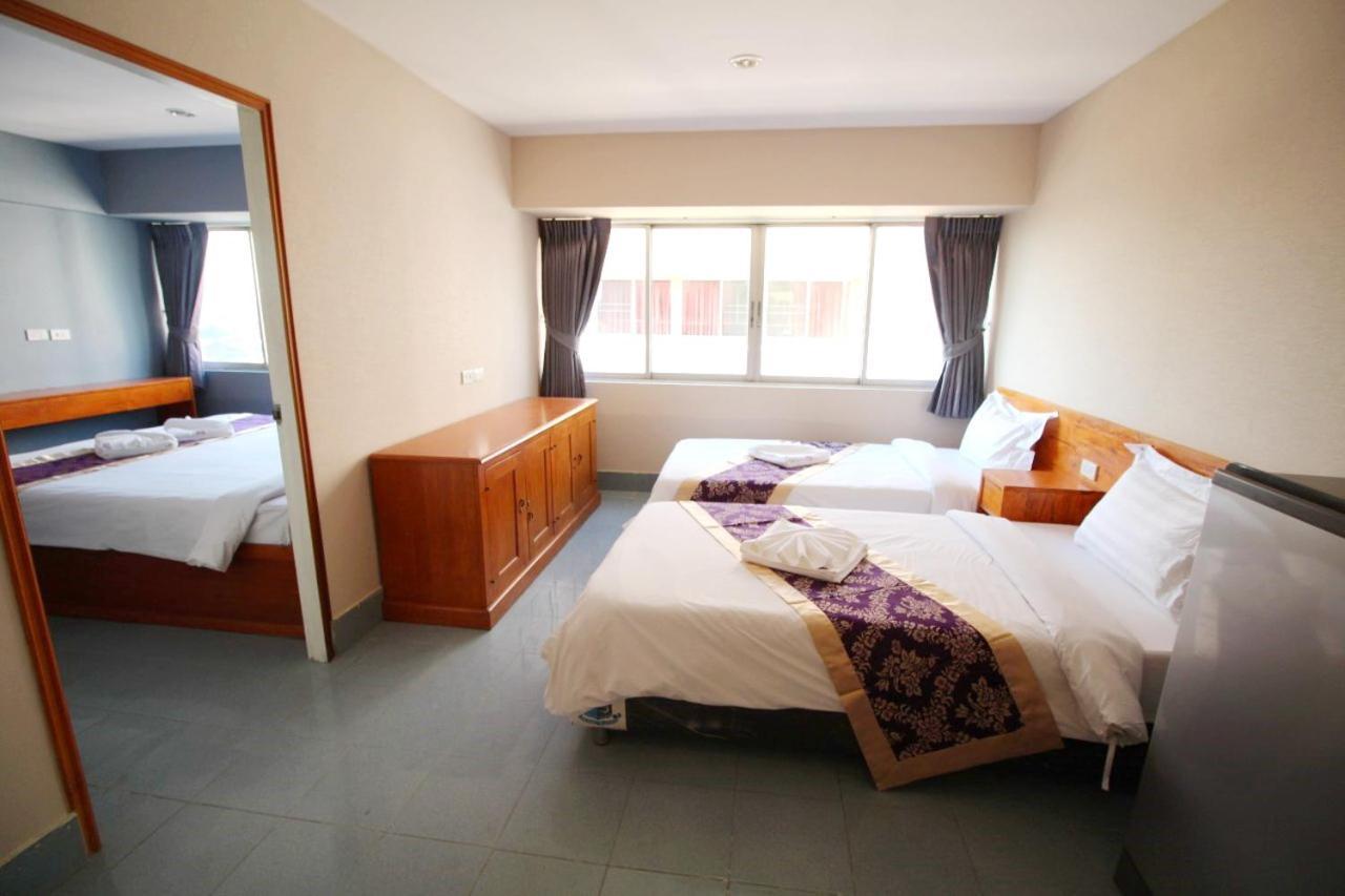 Lee Place Phatthanakan Condo 曼谷 外观 照片